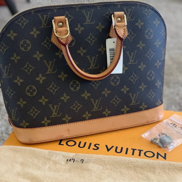Authentic LV Alma - Picture 2 of 10